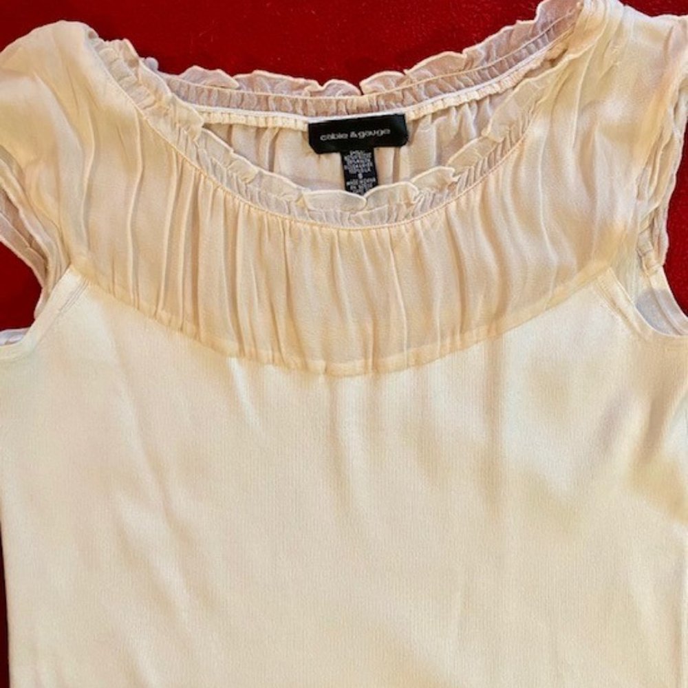 Cable & Gauge Romantic Top - Size S - Picture 4 of 13